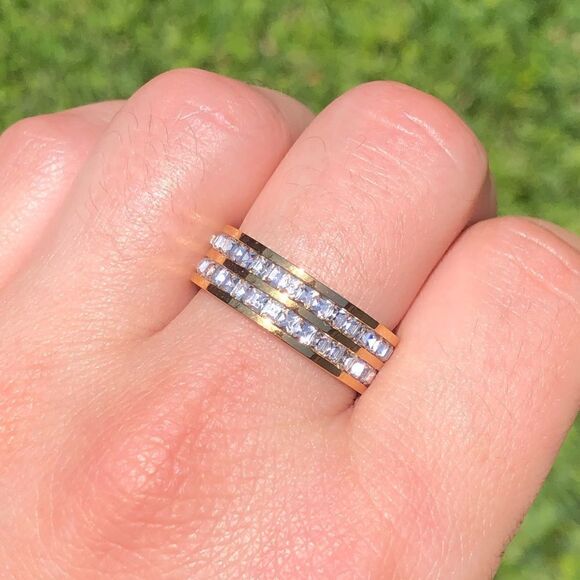 New! “Chelsea” Stainless Steel Studded Crystal Ring - Picture 3 of 6
